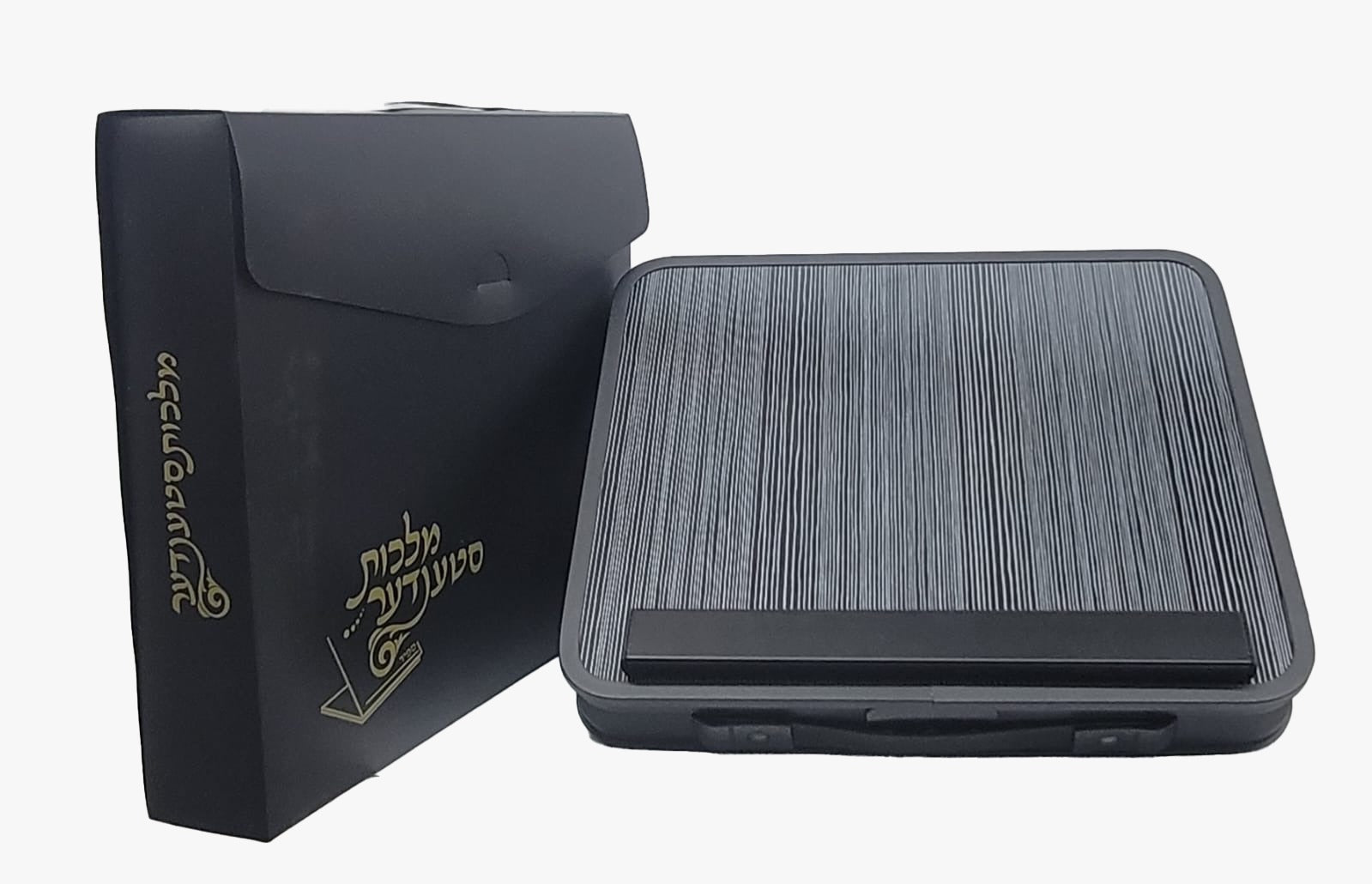 סטנדר מלכות לימים הנוראים 416